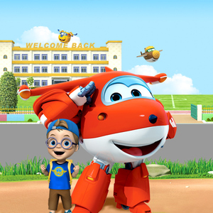 刘海瑞和苏晴送手机
